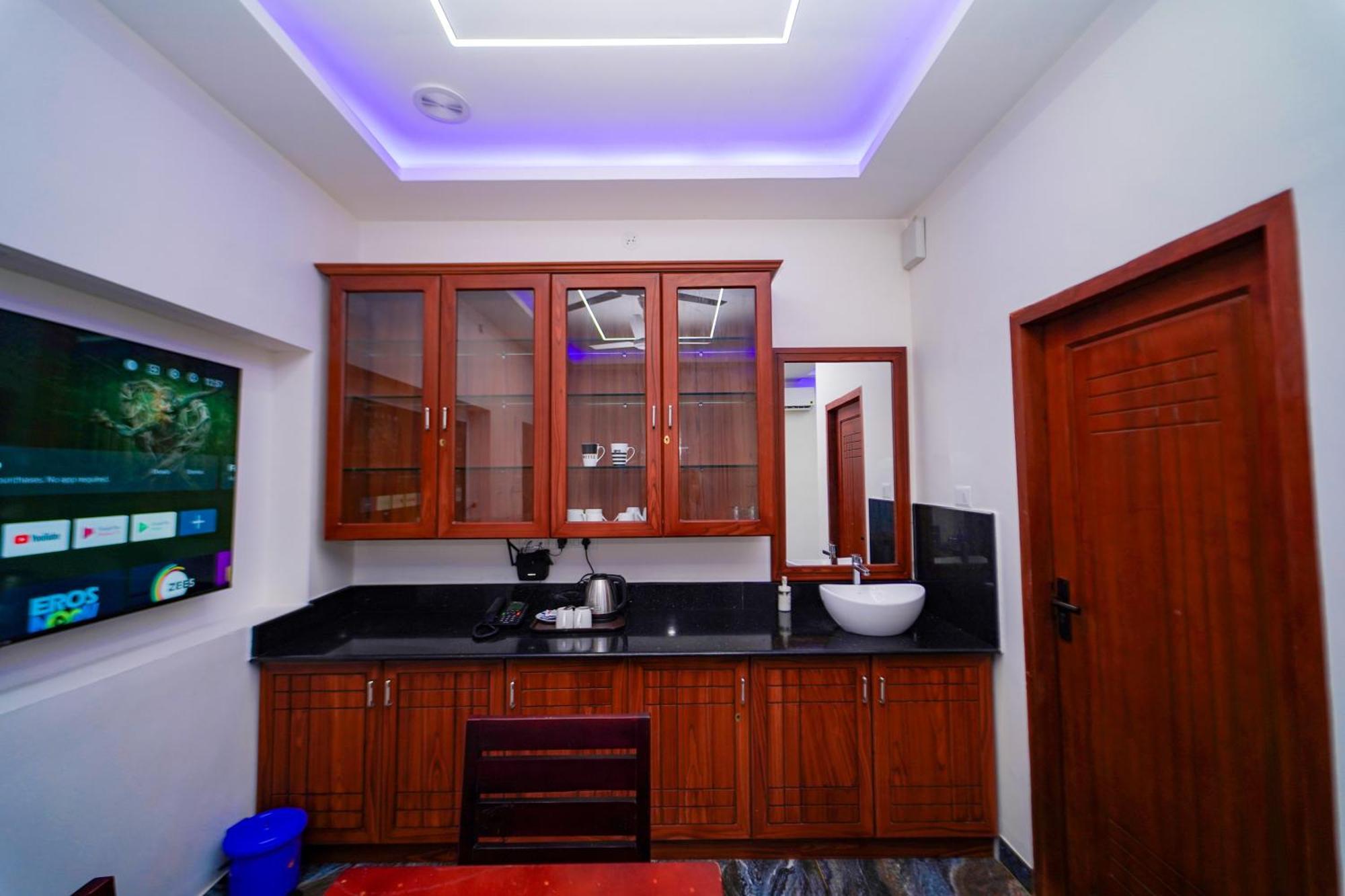 Skylar Seaview Beach Resort & Ayurveda Varkala Esterno foto