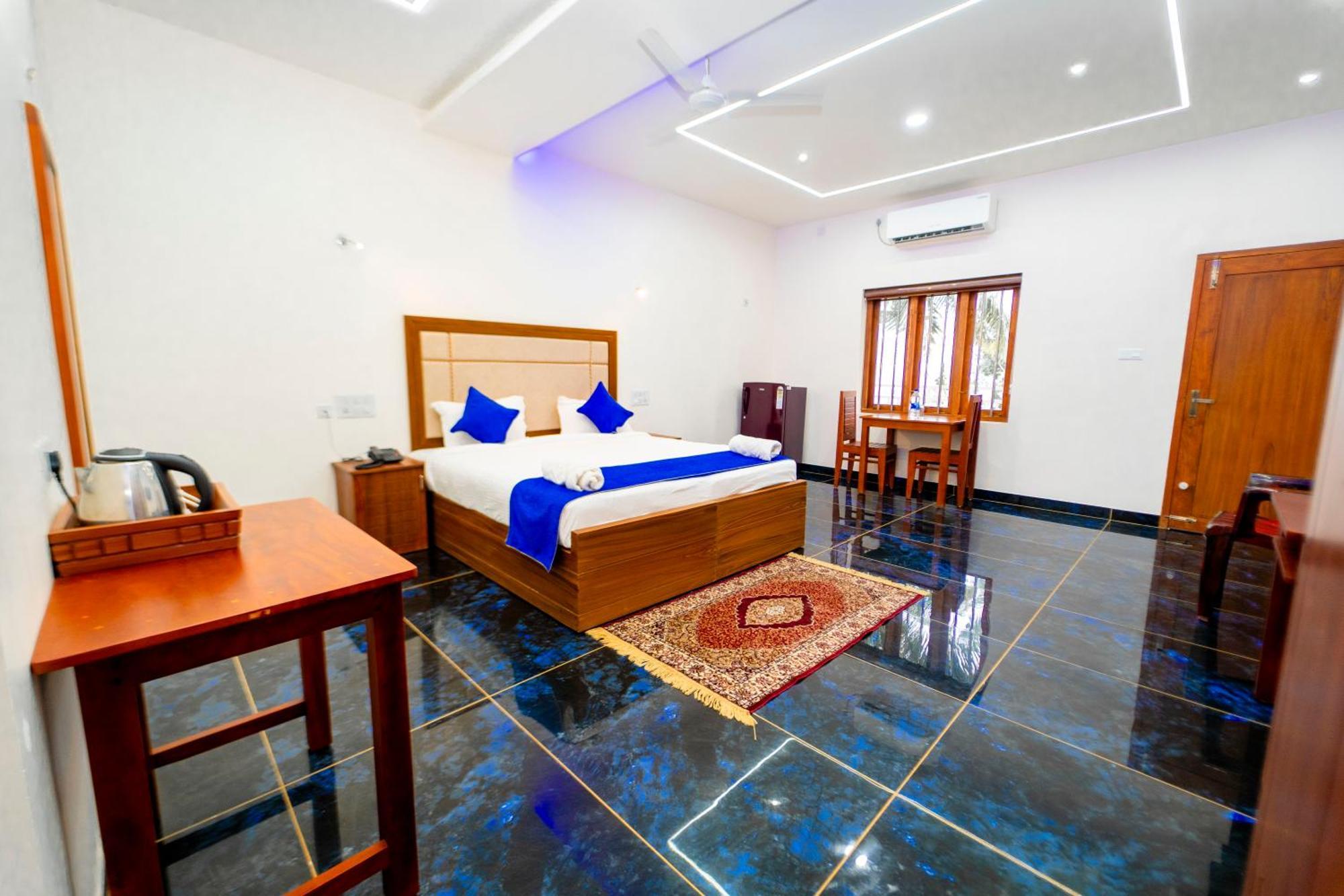 Skylar Seaview Beach Resort & Ayurveda Varkala Esterno foto