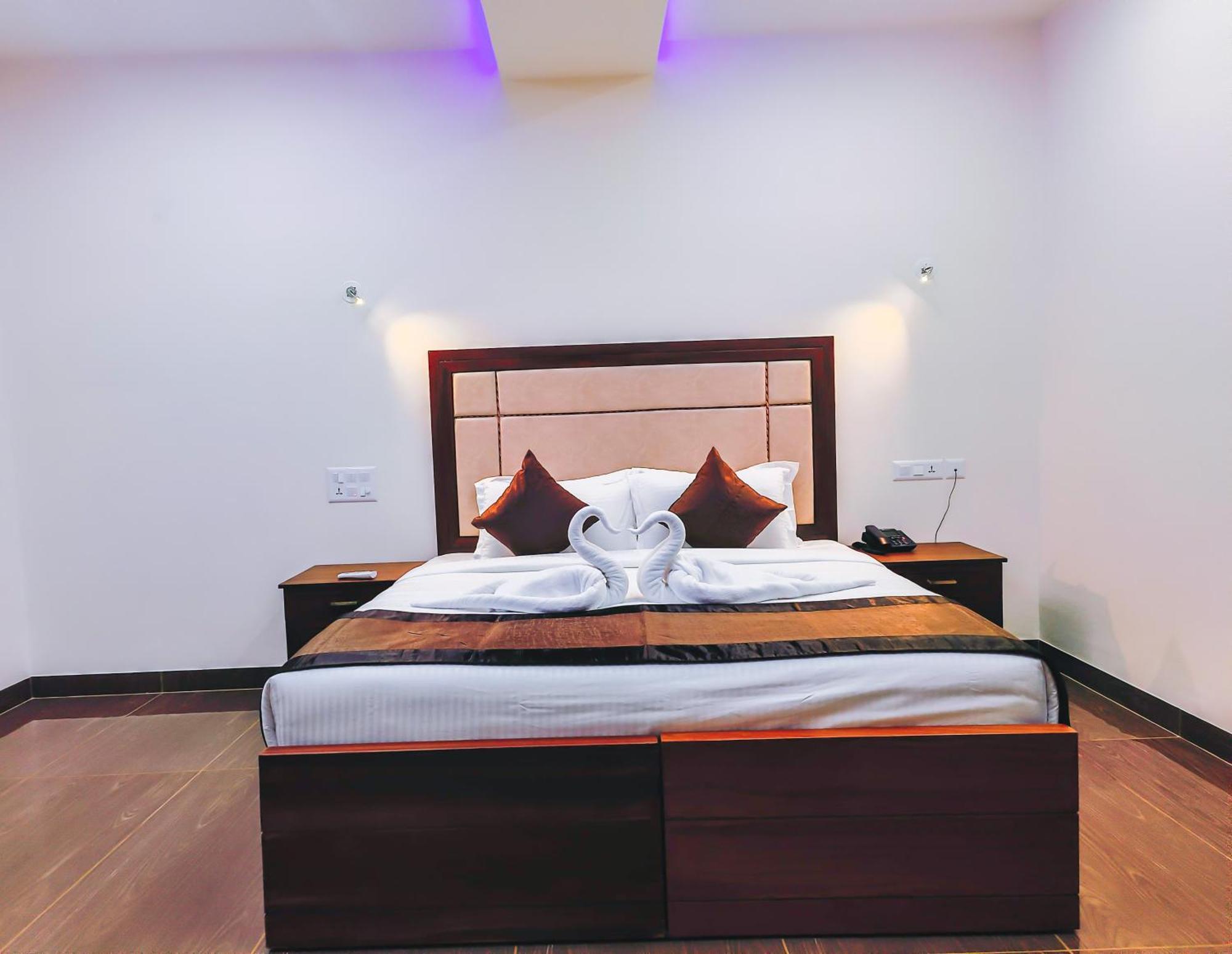 Skylar Seaview Beach Resort & Ayurveda Varkala Esterno foto