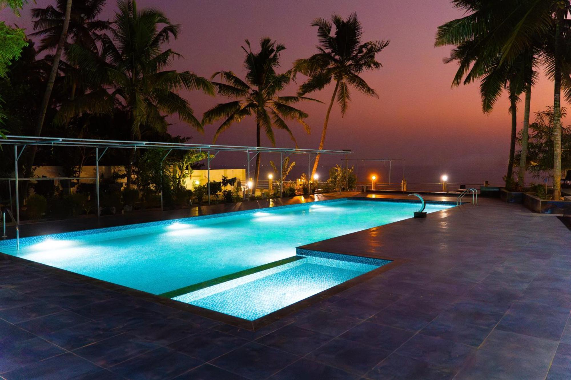 Skylar Seaview Beach Resort & Ayurveda Varkala Esterno foto