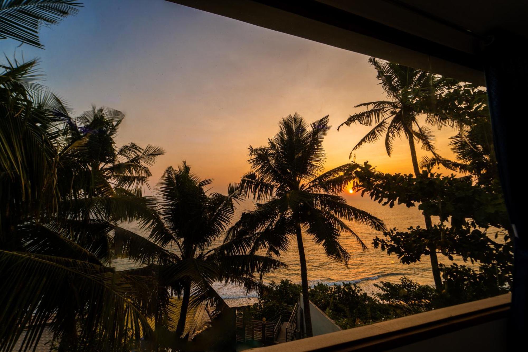 Skylar Seaview Beach Resort & Ayurveda Varkala Esterno foto