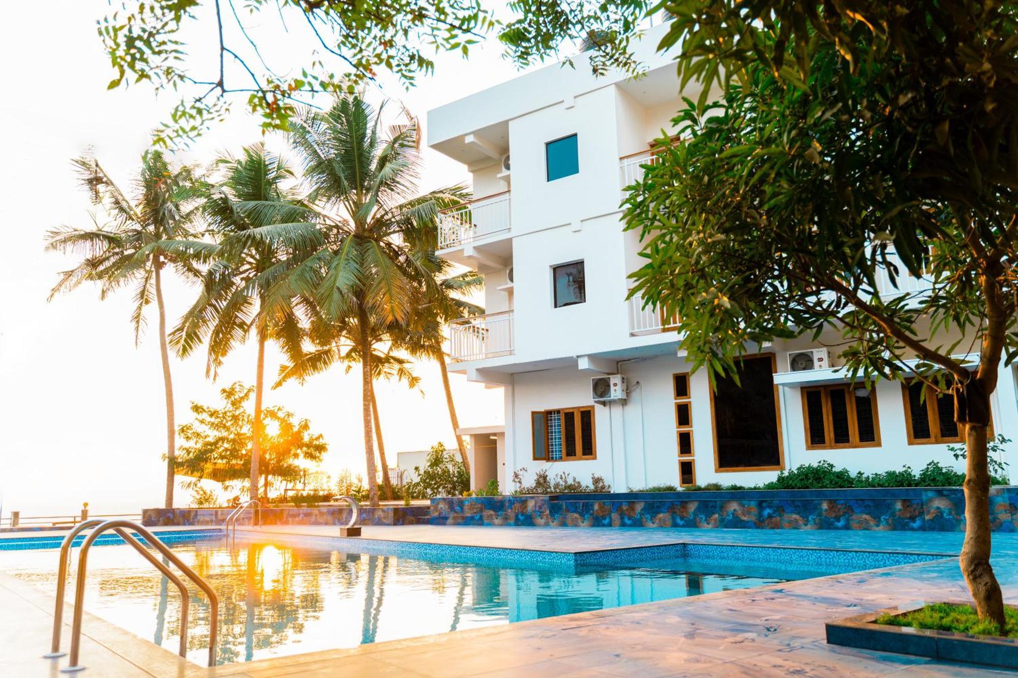 Skylar Seaview Beach Resort & Ayurveda Varkala Esterno foto